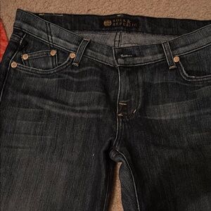 Rock & Republic Blue Straight Leg Jeans with Subtle Fading